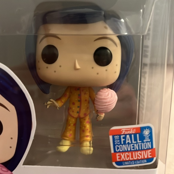 NIB Vaulted/Rare Funko Pop Coraline in Pajamas #424 Fall Convention Exclusive! - Picture 7 of 7